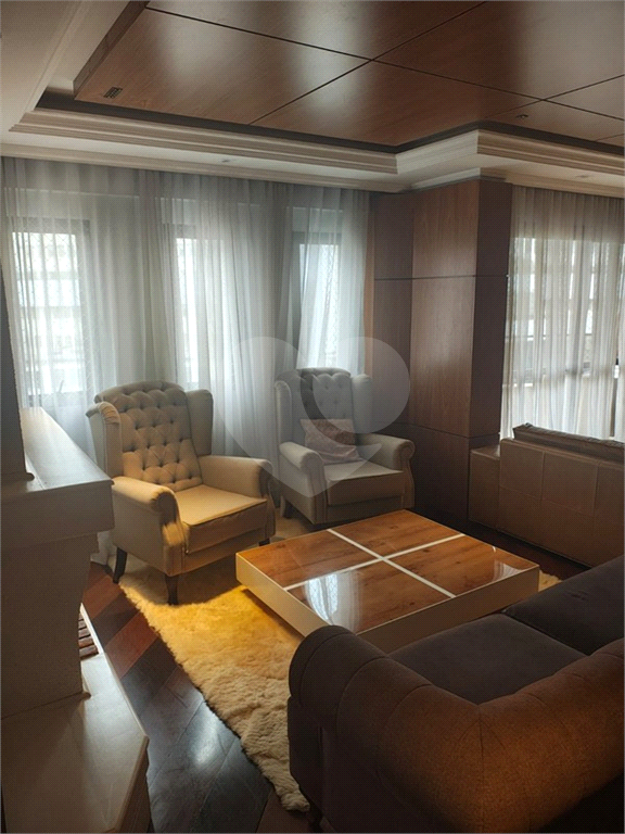 Apartamento à venda em Santana – 186m² - 4 quartos (2 Suítes) e 3 Vagas 