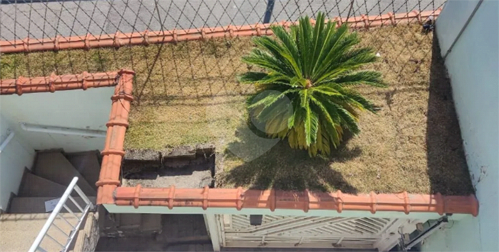 SOBRADO em JARDIM SANTA CLARA
