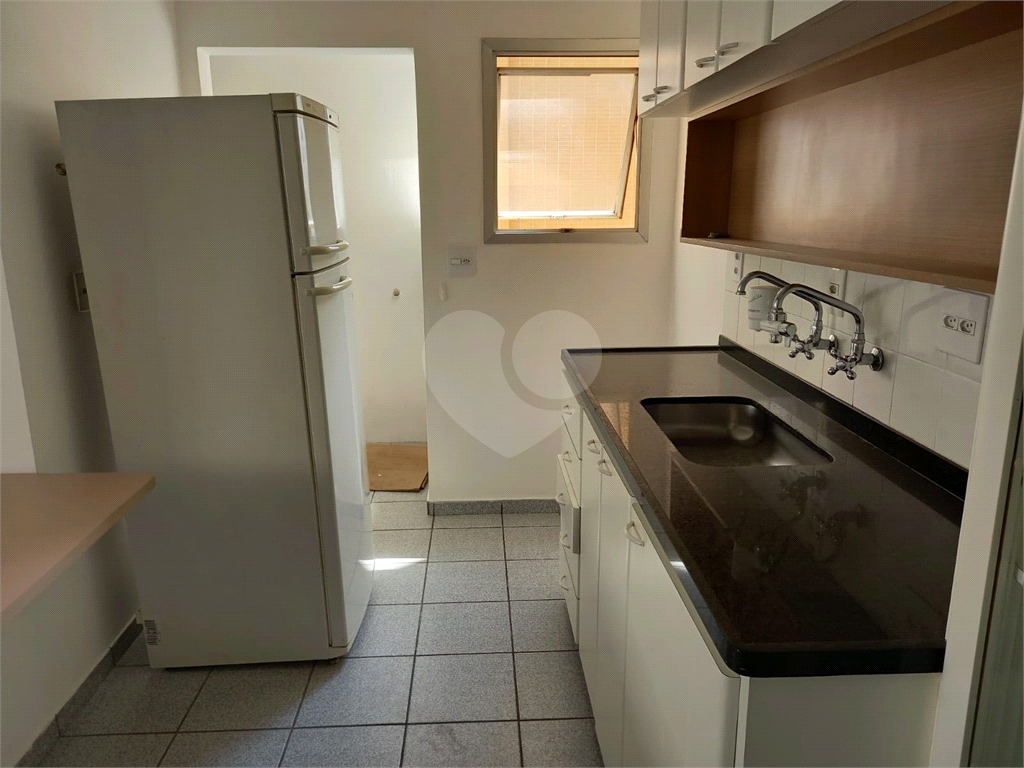  Apartamento reformado venda e locação 3 dormitórios, 1 vaga, Moema, próximo metro