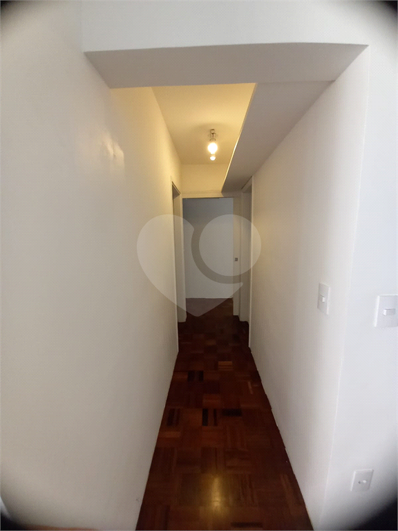  Apartamento reformado venda e locação 3 dormitórios, 1 vaga, Moema, próximo metro