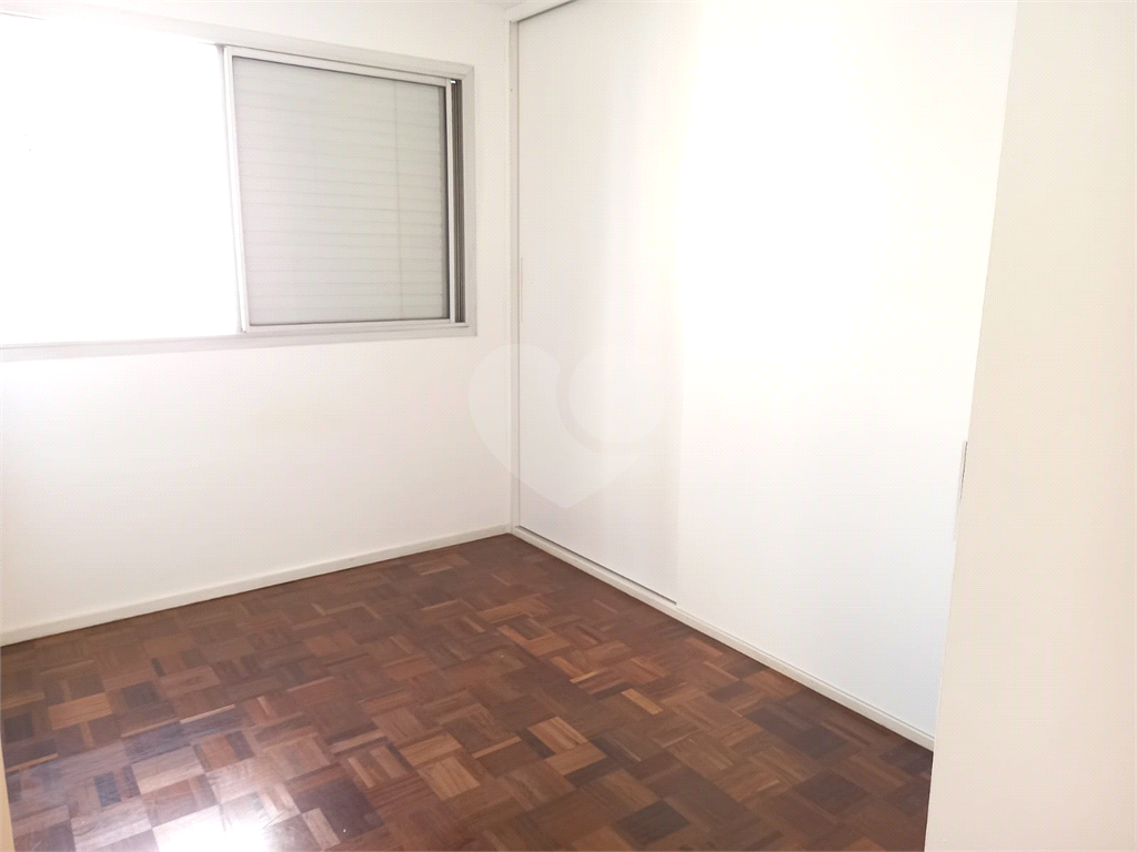  Apartamento reformado venda e locação 3 dormitórios, 1 vaga, Moema, próximo metro