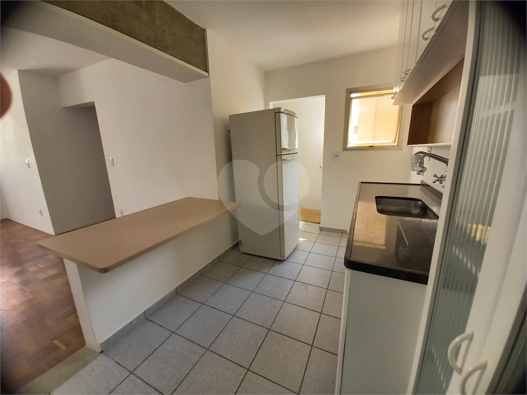  Apartamento reformado venda e locação 3 dormitórios, 1 vaga, Moema, próximo metro