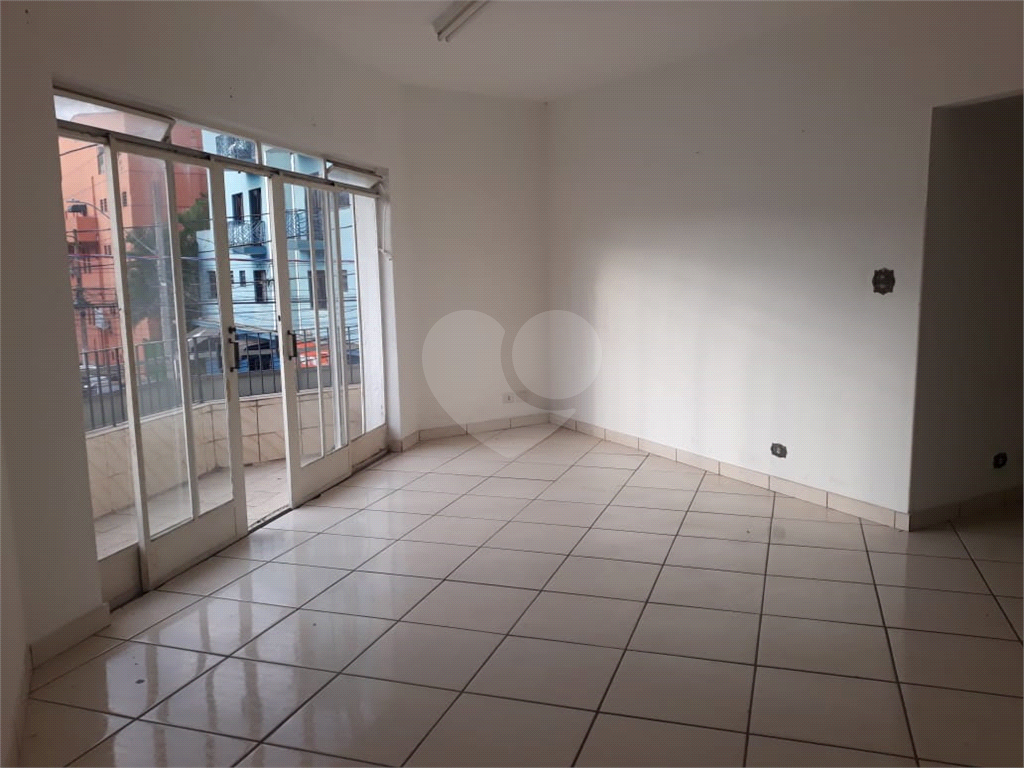 Casa com 2 quartos para loca��o em Centro - SP