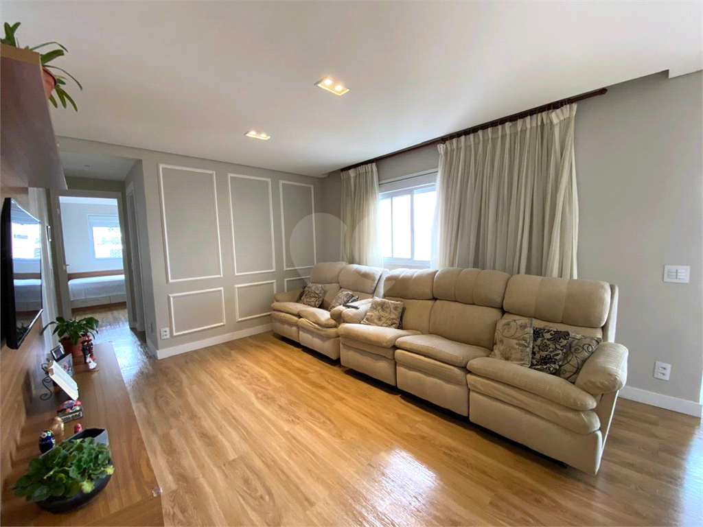 Apartamento de 129m² à Venda no Condomínio Monumento São Paulo – 3 Suítes, Varanda Gourmet e Acabamento Impecável