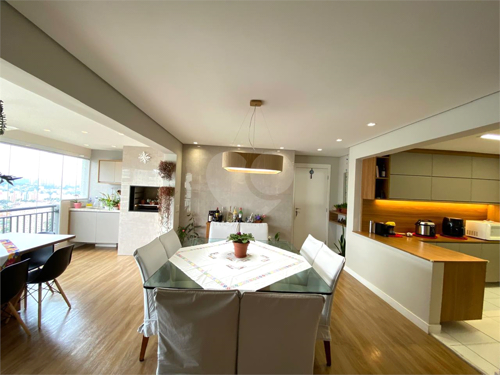 Apartamento de 129m² à Venda no Condomínio Monumento São Paulo – 3 Suítes, Varanda Gourmet e Acabamento Impecável