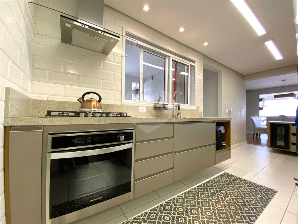Apartamento de 129m² à Venda no Condomínio Monumento São Paulo – 3 Suítes, Varanda Gourmet e Acabamento Impecável
