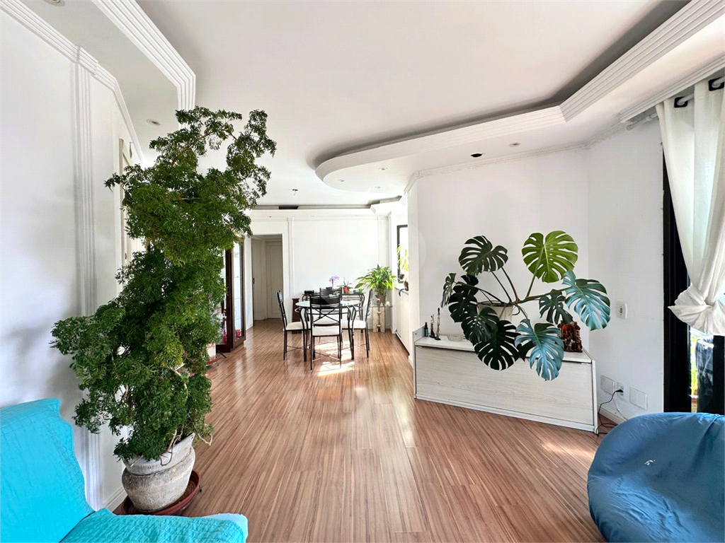 Apartamento, 3 quartos, 131 m² - Foto 2