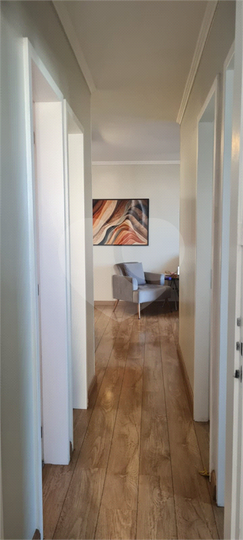 APARTAMENTO em JARDIM ZAIRA