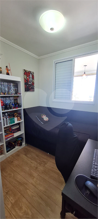 APARTAMENTO em JARDIM ZAIRA