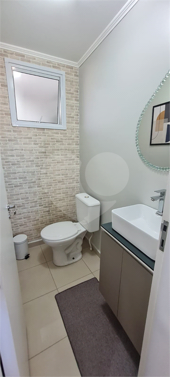 APARTAMENTO em JARDIM ZAIRA