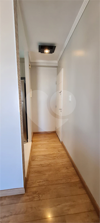 APARTAMENTO em JARDIM ZAIRA