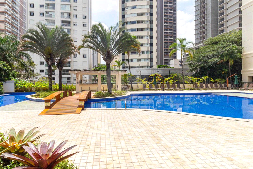 Apartamento à venda, no Brooklin