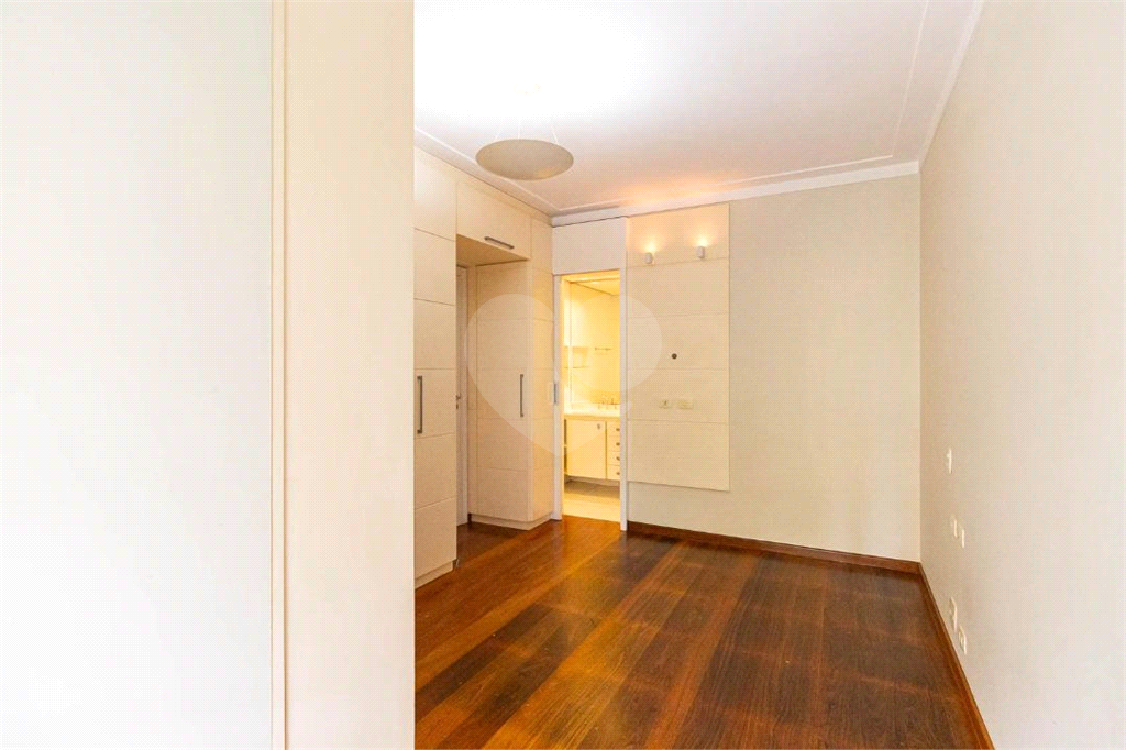 Apartamento à venda, no Brooklin