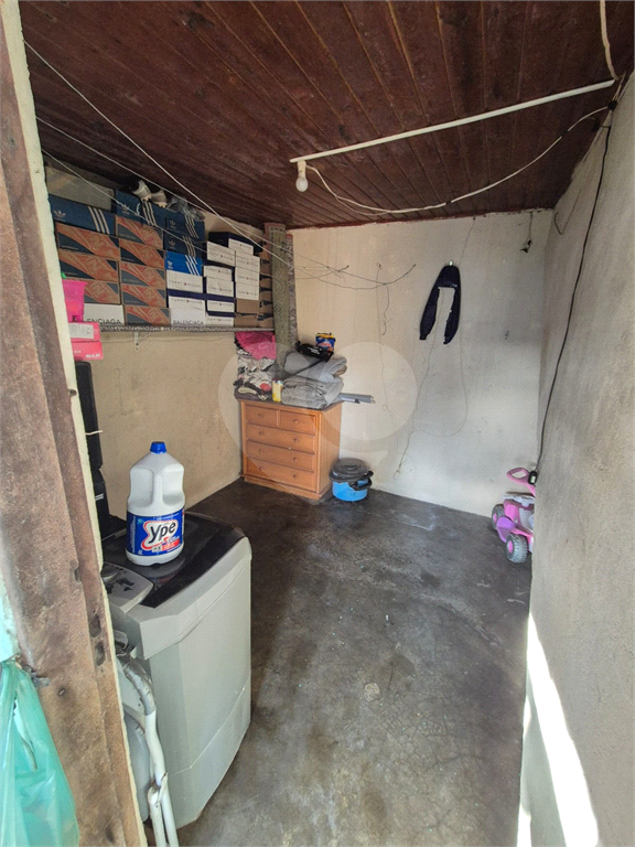 SOBRADO À VENDA COM 2 CASAS - 3 QUARTOS - 2 VAGAS