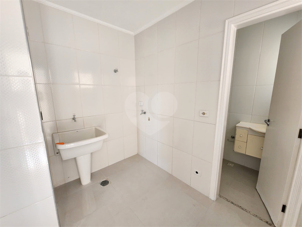 Casa de Condomínio para alugar com 3 quartos, 180m² - Foto 5
