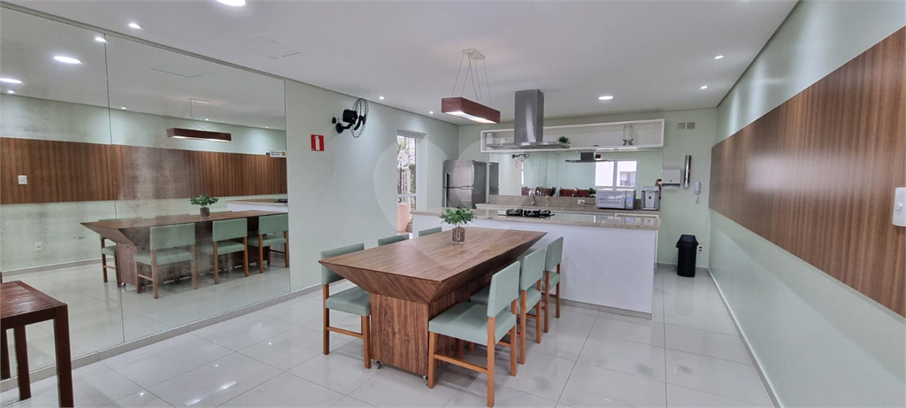 APARTAMENTO em CASA VERDE
