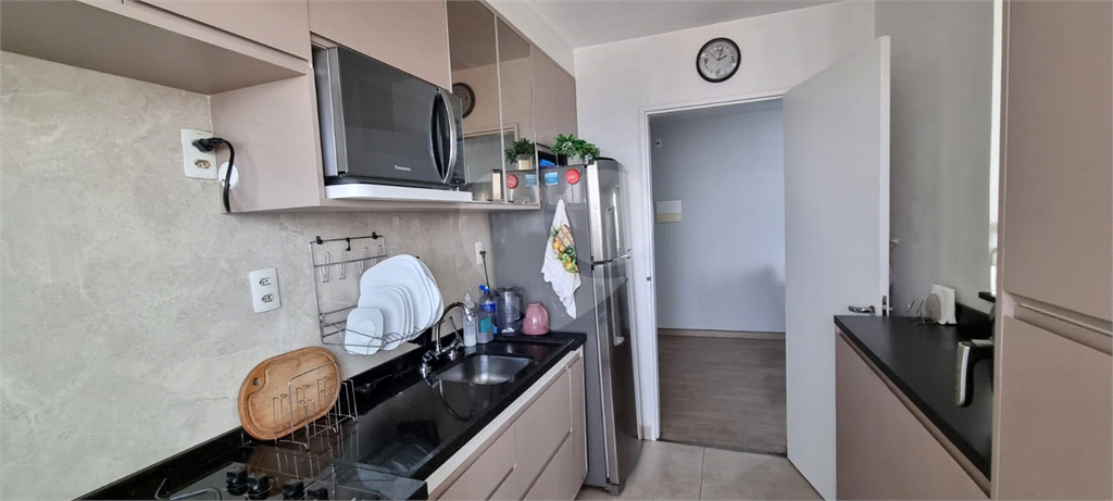 APARTAMENTO em CASA VERDE