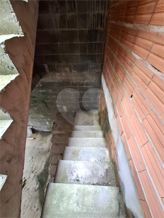 SOBRADO condomínio fechado no TREMEMBÉ com 3 suítes e 3 vagas de garagem