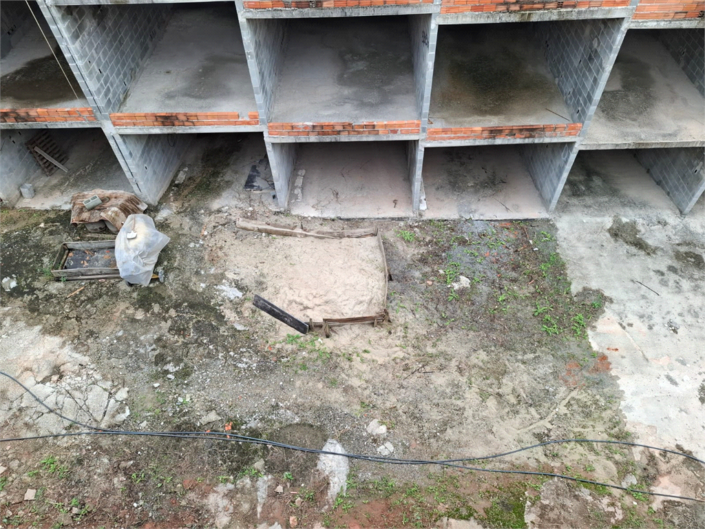 SOBRADO condomínio fechado no TREMEMBÉ com 3 suítes e 3 vagas de garagem