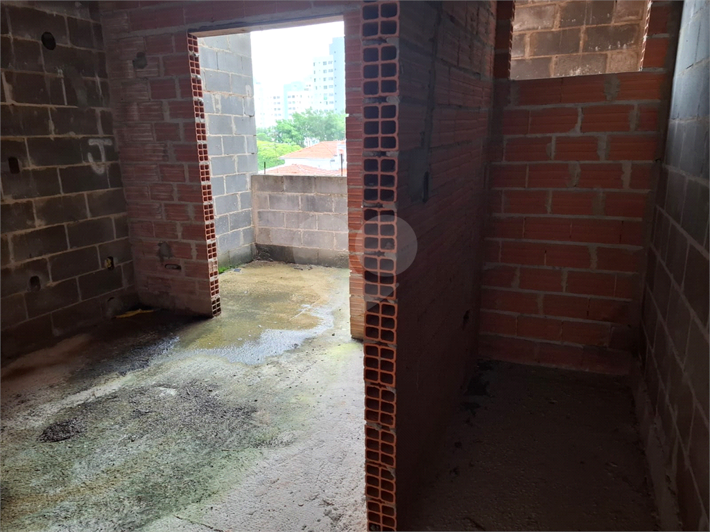 SOBRADO condomínio fechado no TREMEMBÉ com 3 suítes e 3 vagas de garagem