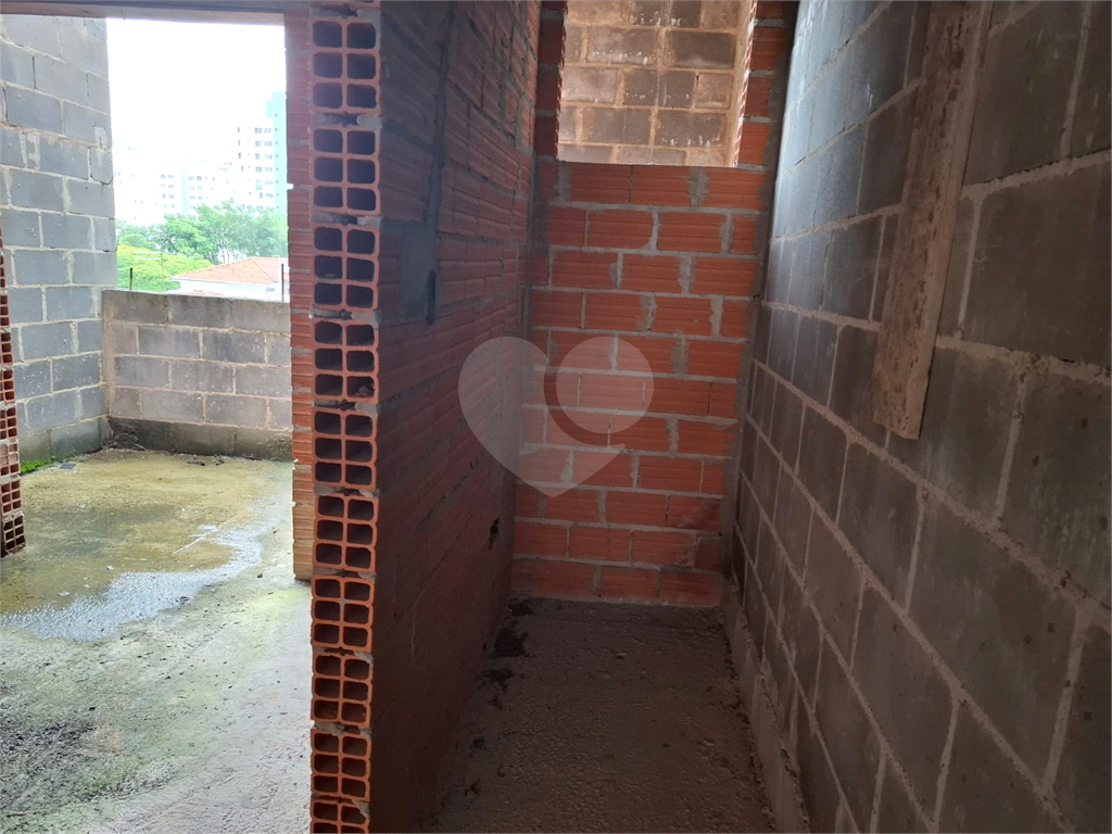 SOBRADO condomínio fechado no TREMEMBÉ com 3 suítes e 3 vagas de garagem