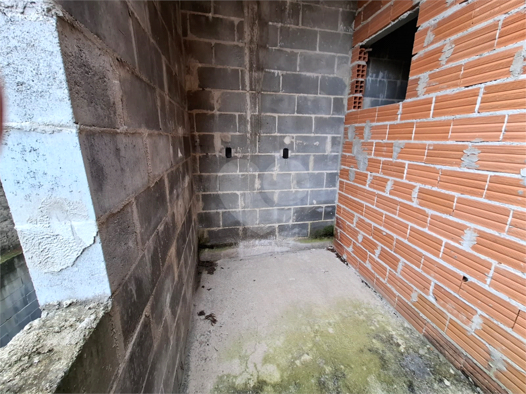 SOBRADO condomínio fechado no TREMEMBÉ com 3 suítes e 3 vagas de garagem