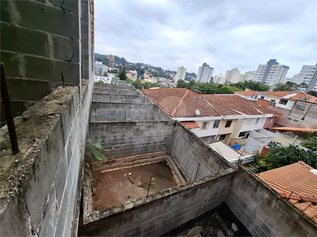 SOBRADO condomínio fechado no TREMEMBÉ com 3 suítes e 3 vagas de garagem