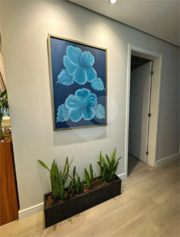 APARTAMENTO em VILA AUGUSTA