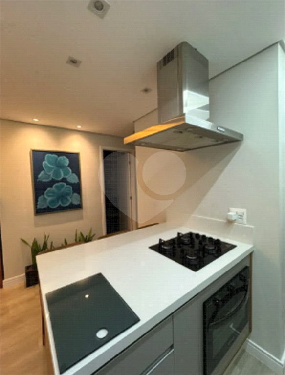 APARTAMENTO em VILA AUGUSTA