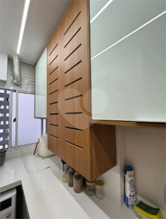 APARTAMENTO em VILA AUGUSTA