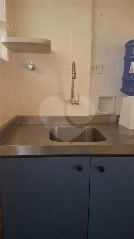 Apartamento à venda de 1 dormitório com 54 m2 na rua Martins Fontes, Consolação