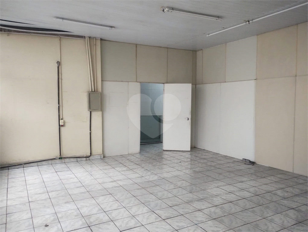 Prédio Comercial à Venda na Casa Verde Baixa – Localização Estratégica e Estrutura Completa