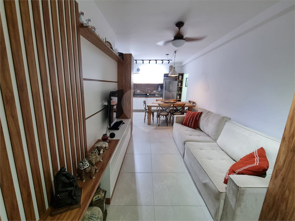 APARTAMENTO em ITAGUÁ