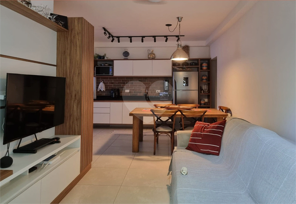 APARTAMENTO em ITAGUÁ