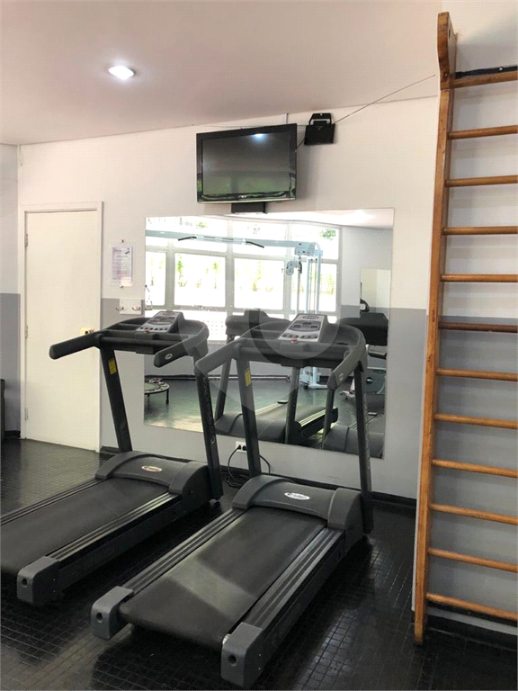 APARTAMENTO em PINHEIROS
