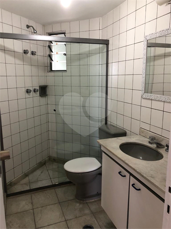 APARTAMENTO em PINHEIROS