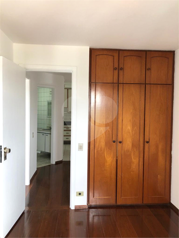 APARTAMENTO em PINHEIROS