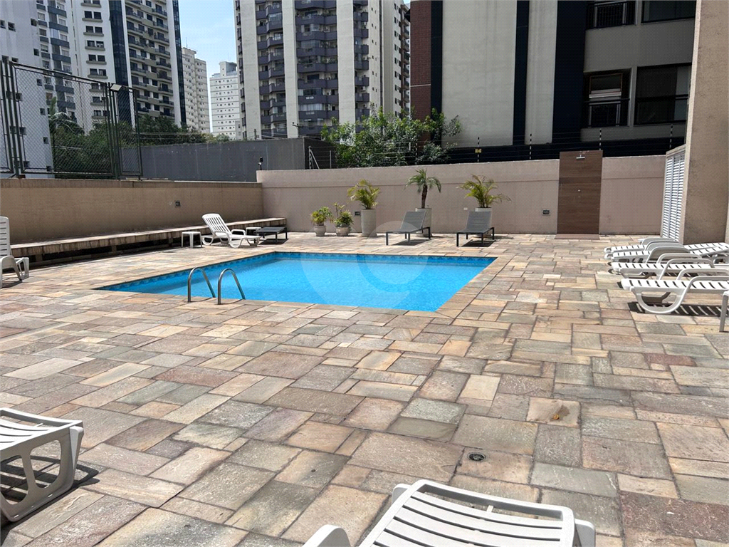 Excelente Apartamento em Moema - Localização Privilegiada