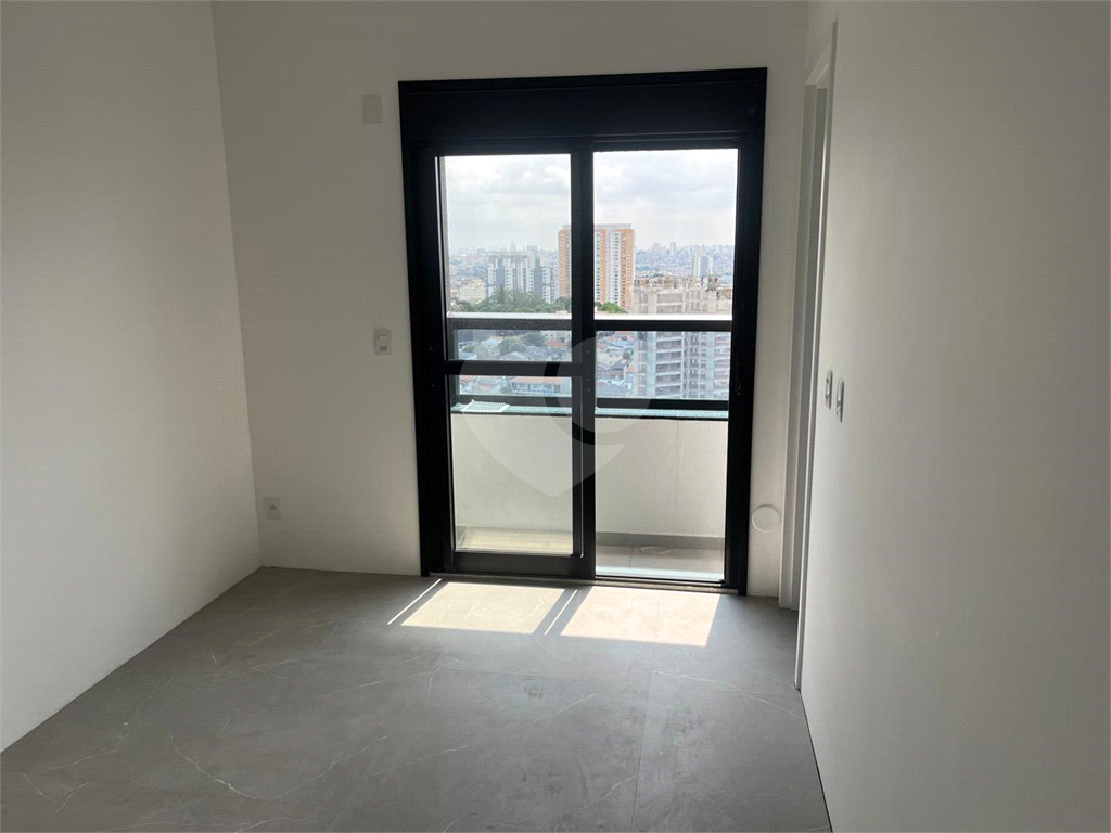 APARTAMENTO em VILA AUGUSTA