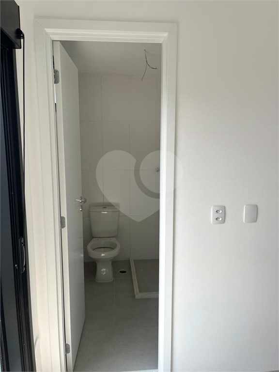 APARTAMENTO em VILA AUGUSTA