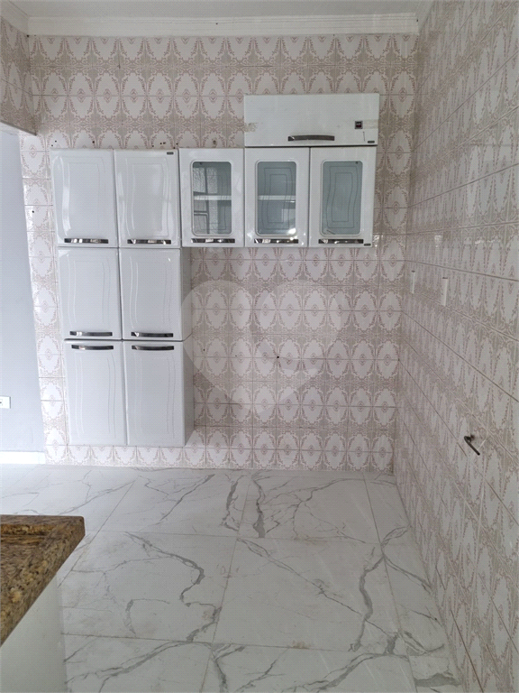 Casa locação com Edícula na – Reformada, 3 Dormitórios e 3 Vagas – Isenção de IPTU