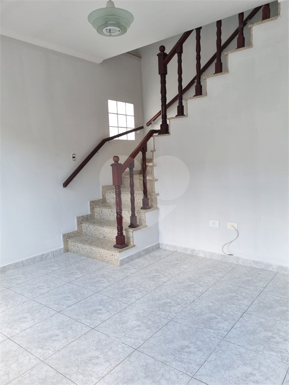 Casa locação com Edícula na – Reformada, 3 Dormitórios e 3 Vagas – Isenção de IPTU