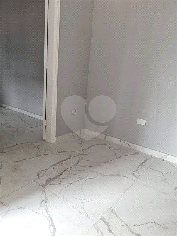 Casa locação com Edícula na – Reformada, 3 Dormitórios e 3 Vagas – Isenção de IPTU
