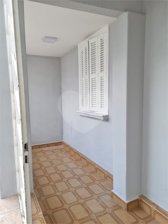 Casa locação com Edícula na – Reformada, 3 Dormitórios e 3 Vagas – Isenção de IPTU