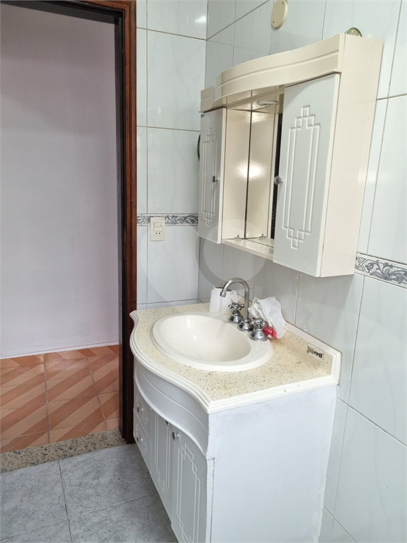Casa locação com Edícula na – Reformada, 3 Dormitórios e 3 Vagas – Isenção de IPTU