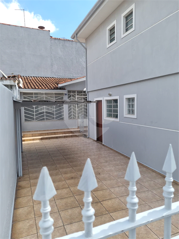 Casa locação com Edícula na – Reformada, 3 Dormitórios e 3 Vagas – Isenção de IPTU