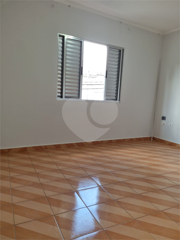 Casa locação com Edícula na – Reformada, 3 Dormitórios e 3 Vagas – Isenção de IPTU