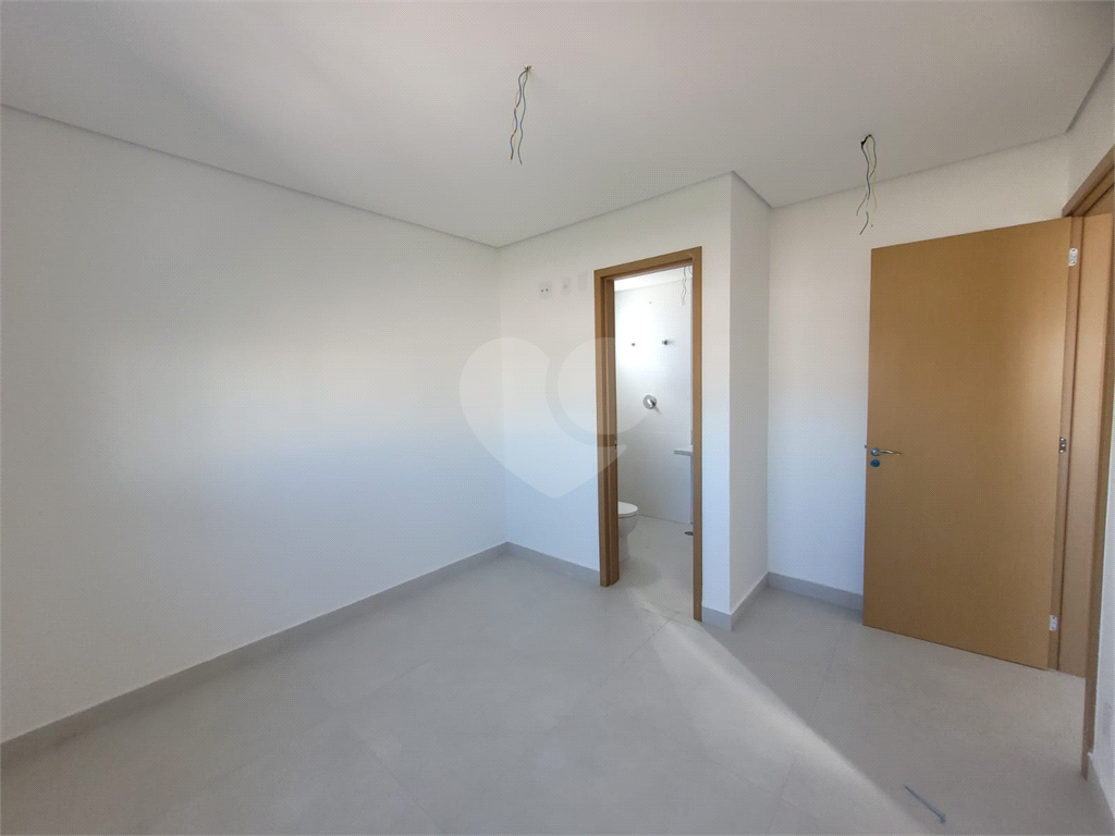 Apartamento novo localizado próximo ao Shopping metrô Tatuapé - 2 suítes, varanda gourmet, 2 vagas