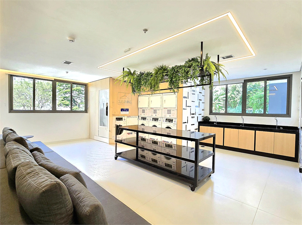 Studio para venda Mobiliado com lazer completo NO PARAÍSO 