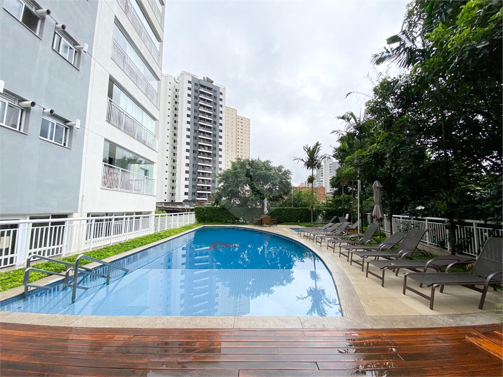 APARTAMENTO em TUCURUVI